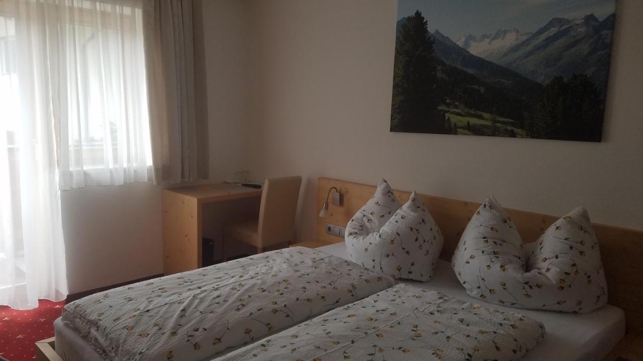 Haus Maria Bed & Breakfast แกร์ลอส ภายนอก รูปภาพ