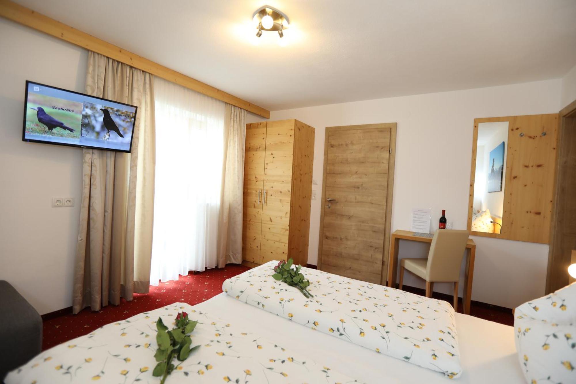 Haus Maria Bed & Breakfast แกร์ลอส ภายนอก รูปภาพ